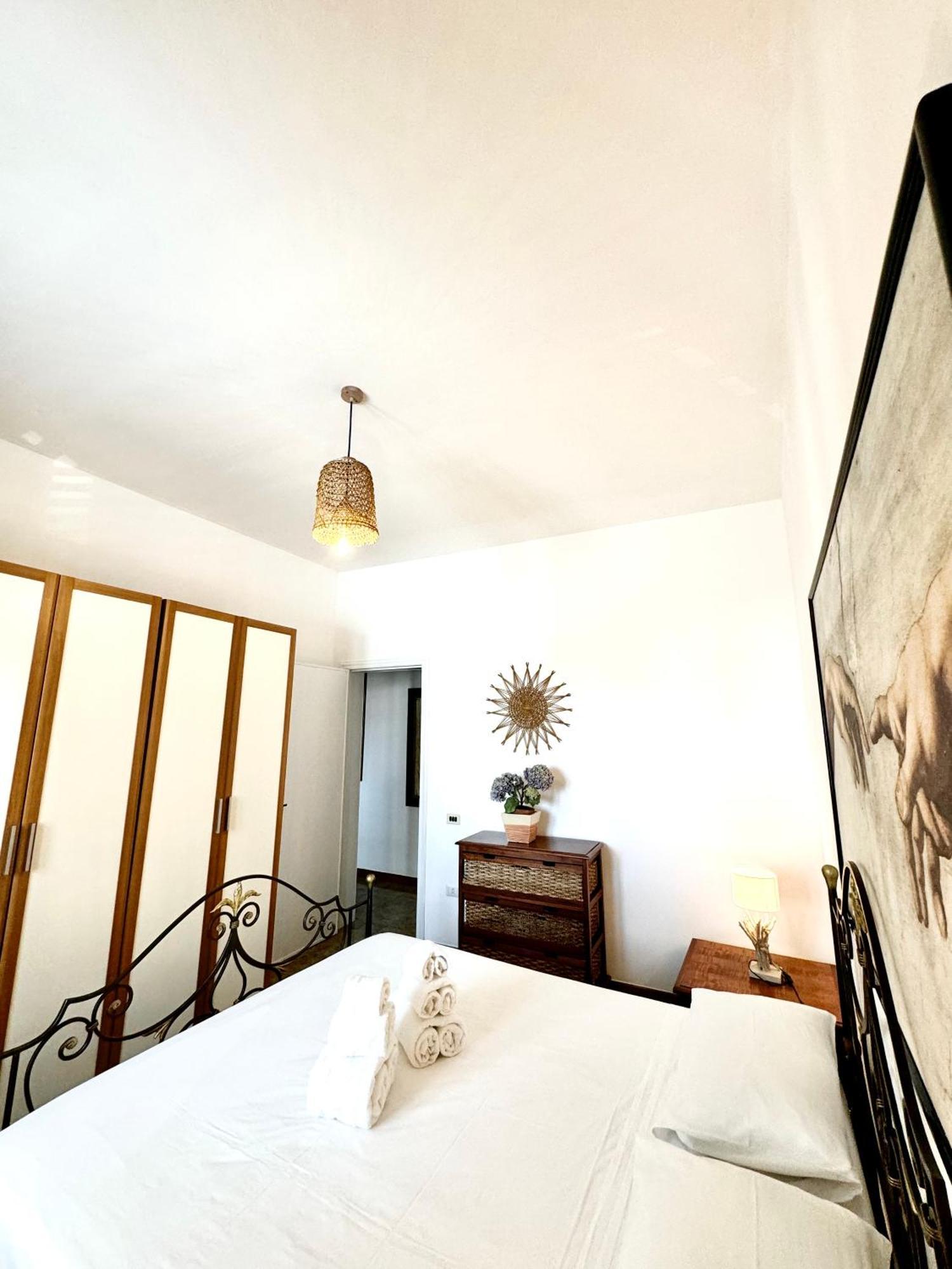 Aquarama Rooms & Apartments Torre Squillace 外观 照片