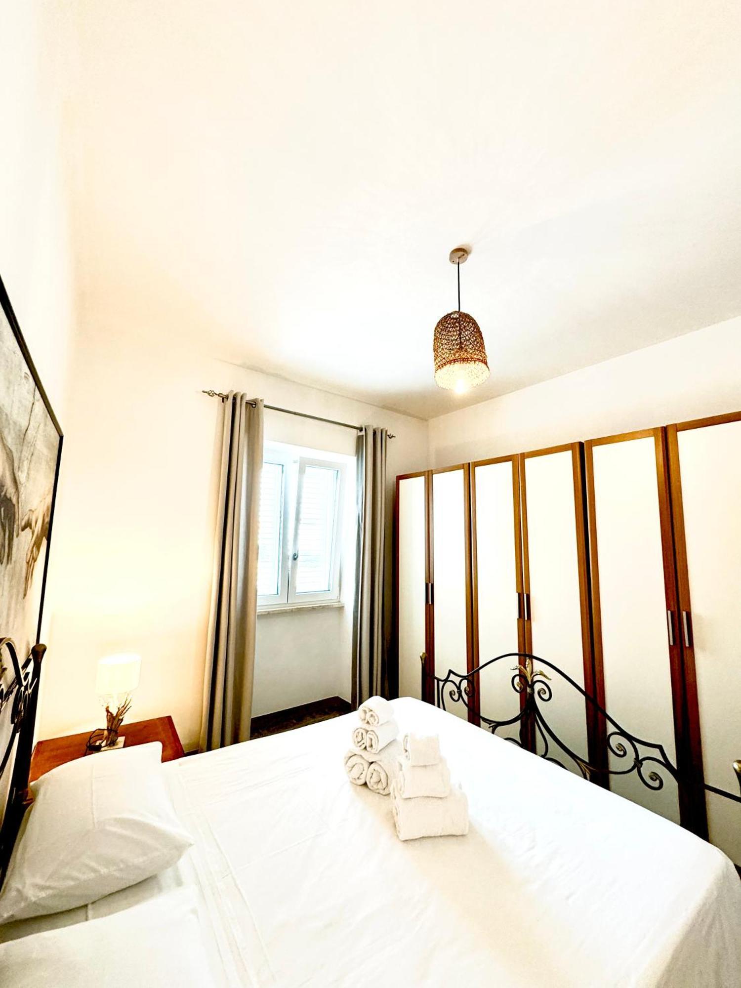 Aquarama Rooms & Apartments Torre Squillace 外观 照片