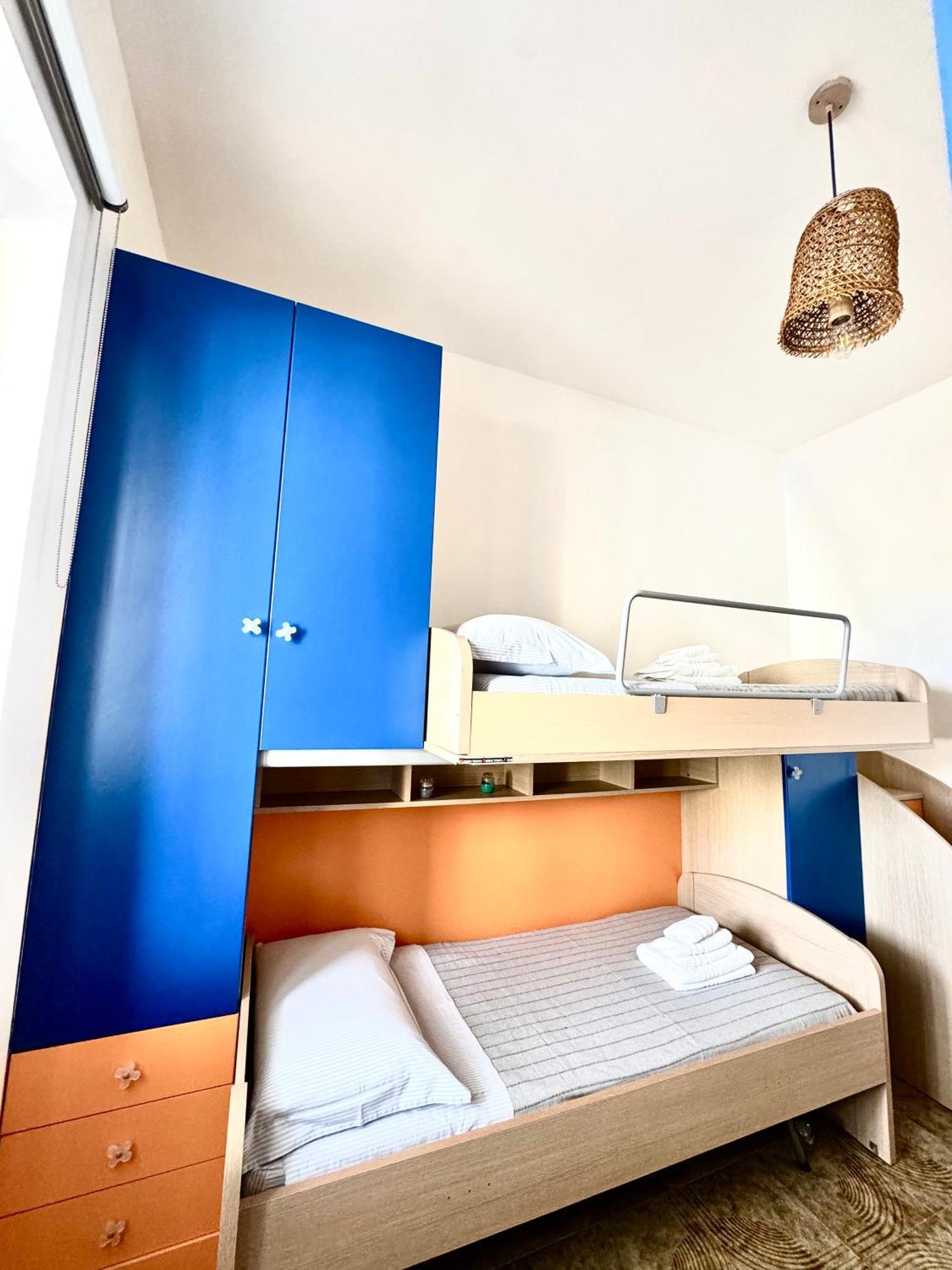 Aquarama Rooms & Apartments Torre Squillace 外观 照片